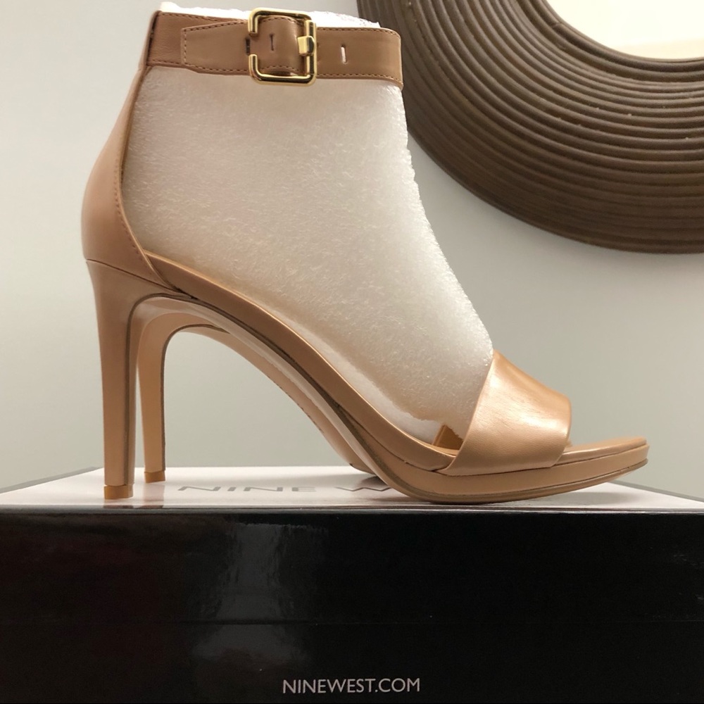 Leather open sandal high heel